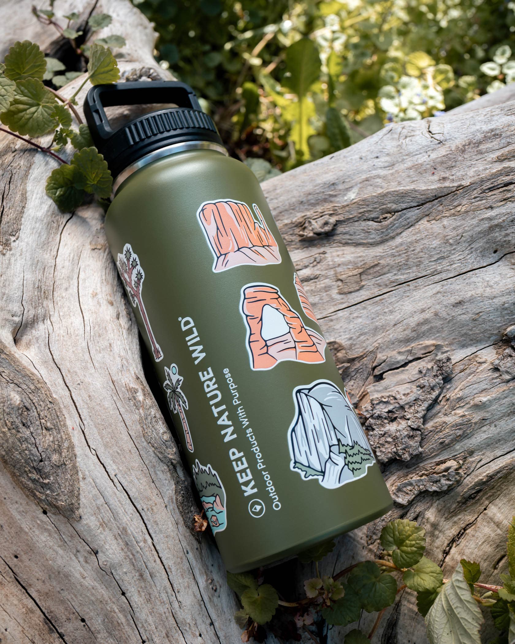 Keep Nature Wild Water Bottle Insulated 32oz Water Bottle: Parks | Olive