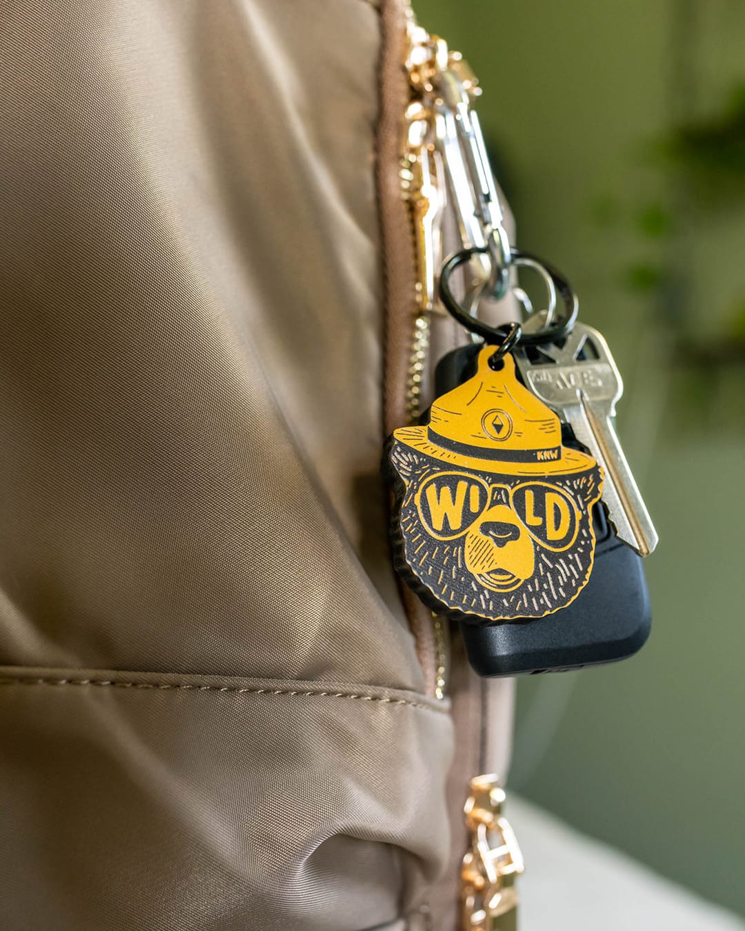 Keep Nature Wild Key Ring Wildbear | Wood Key Ring