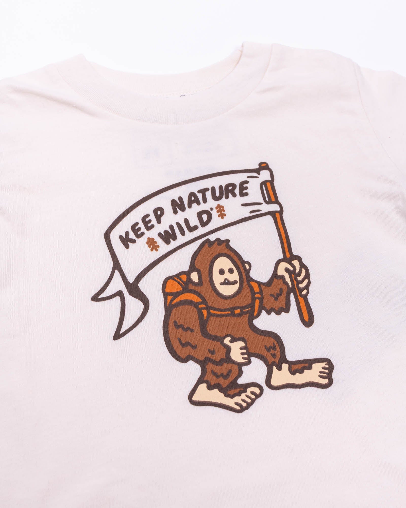 Keep Nature Wild Kids Happy Camper Squatch Toddler Tee | Heather Natural